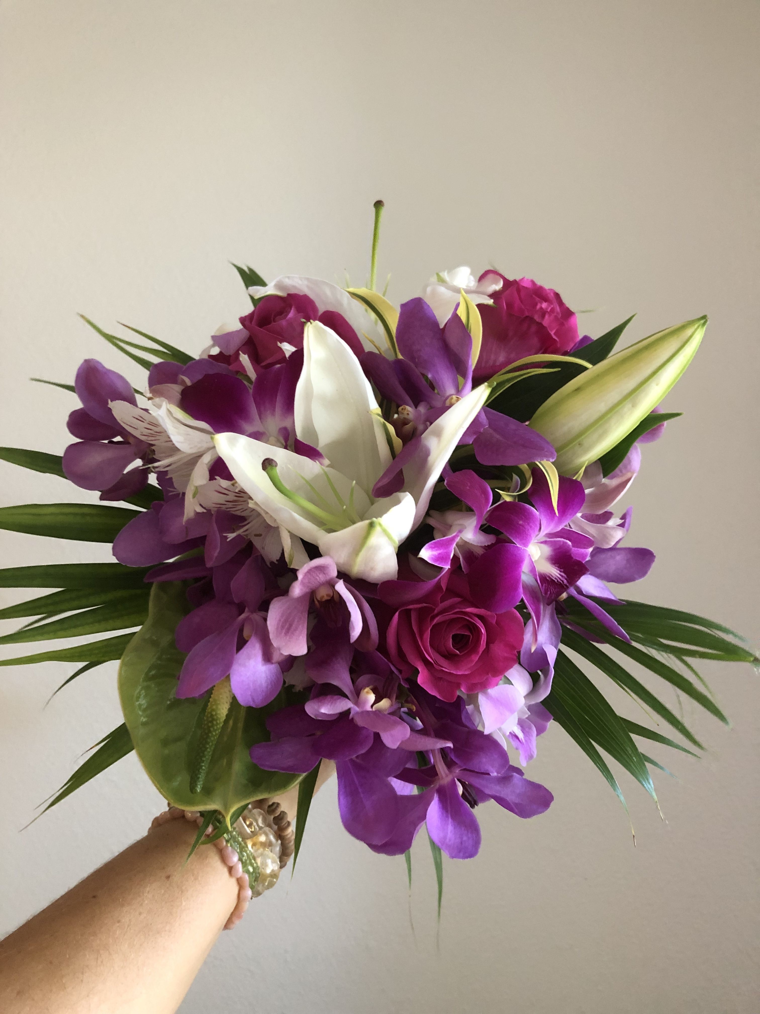 Hawaii Wedding Flower Bouquets - AlohaFunWeddings.com